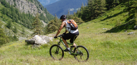 Scopri la Valle d'Aosta pedalando